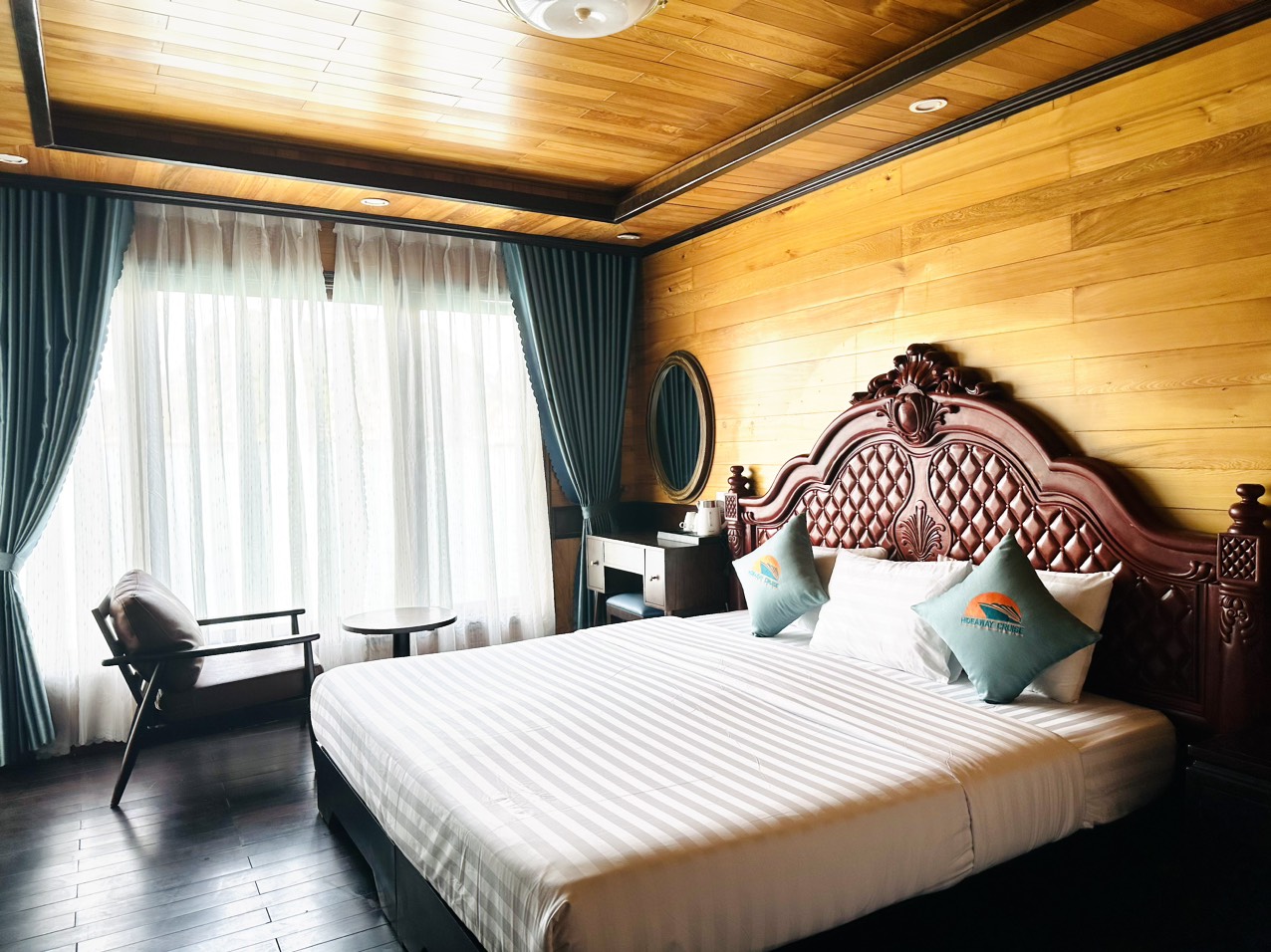 double bed room