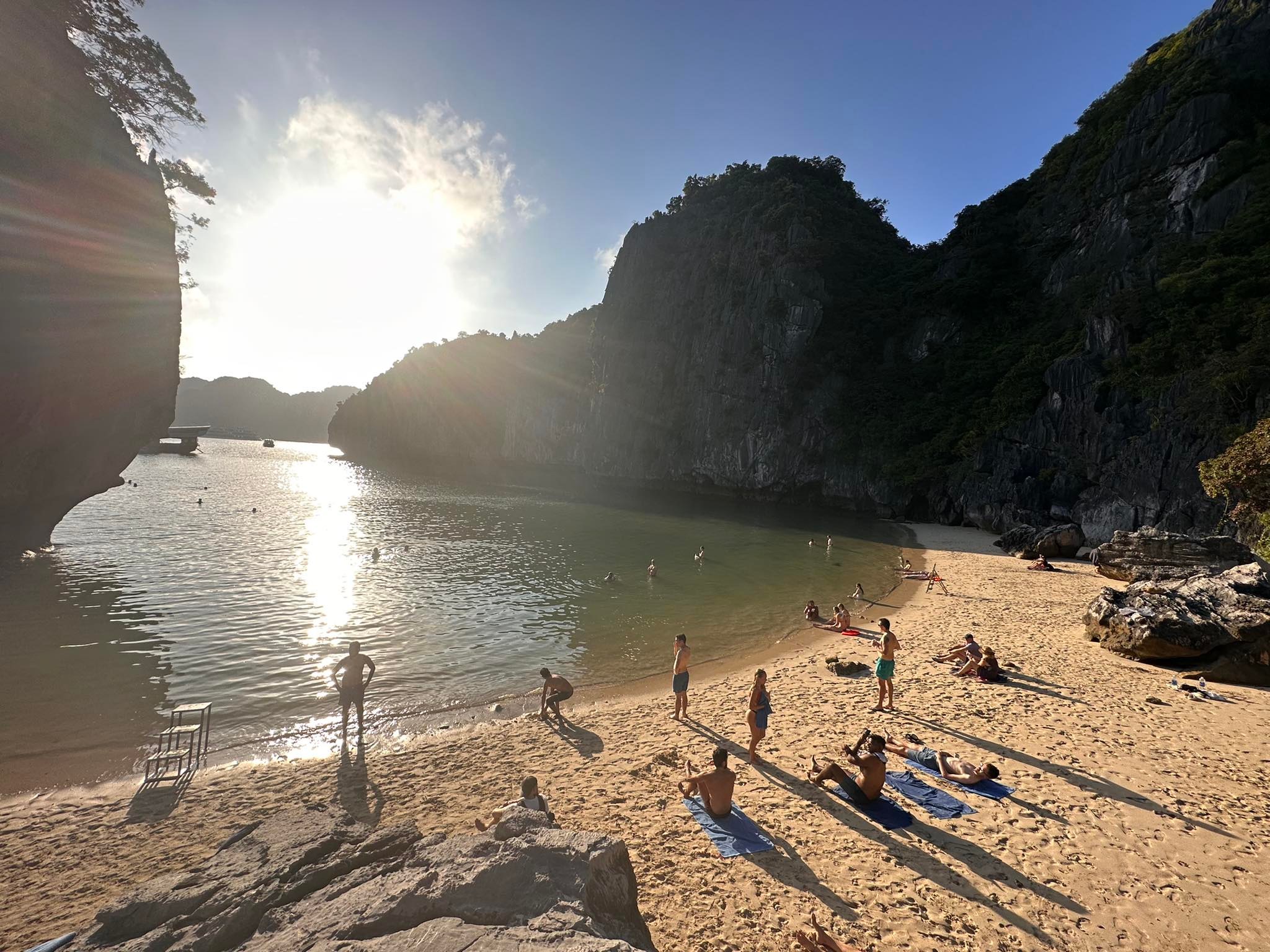 Halong Hideaway 3 Days 2 Nights